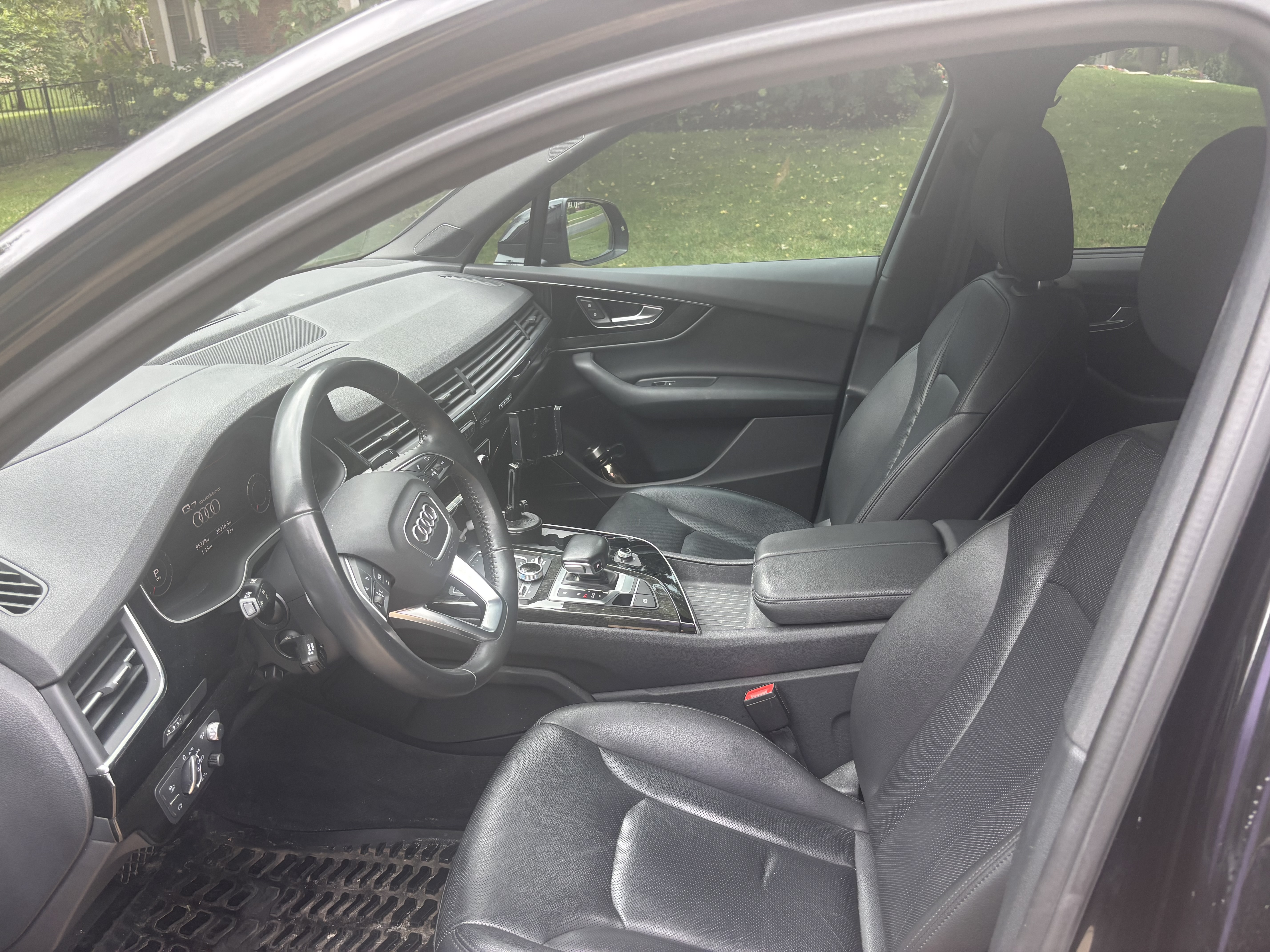 Used 2019 Audi Q7 3.0T Prestige AWD/4WD image 4
