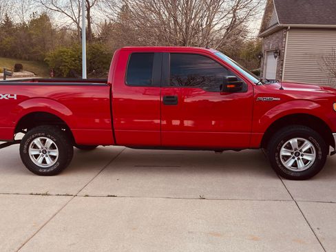 Used 2010 Ford F150 XLT image 1