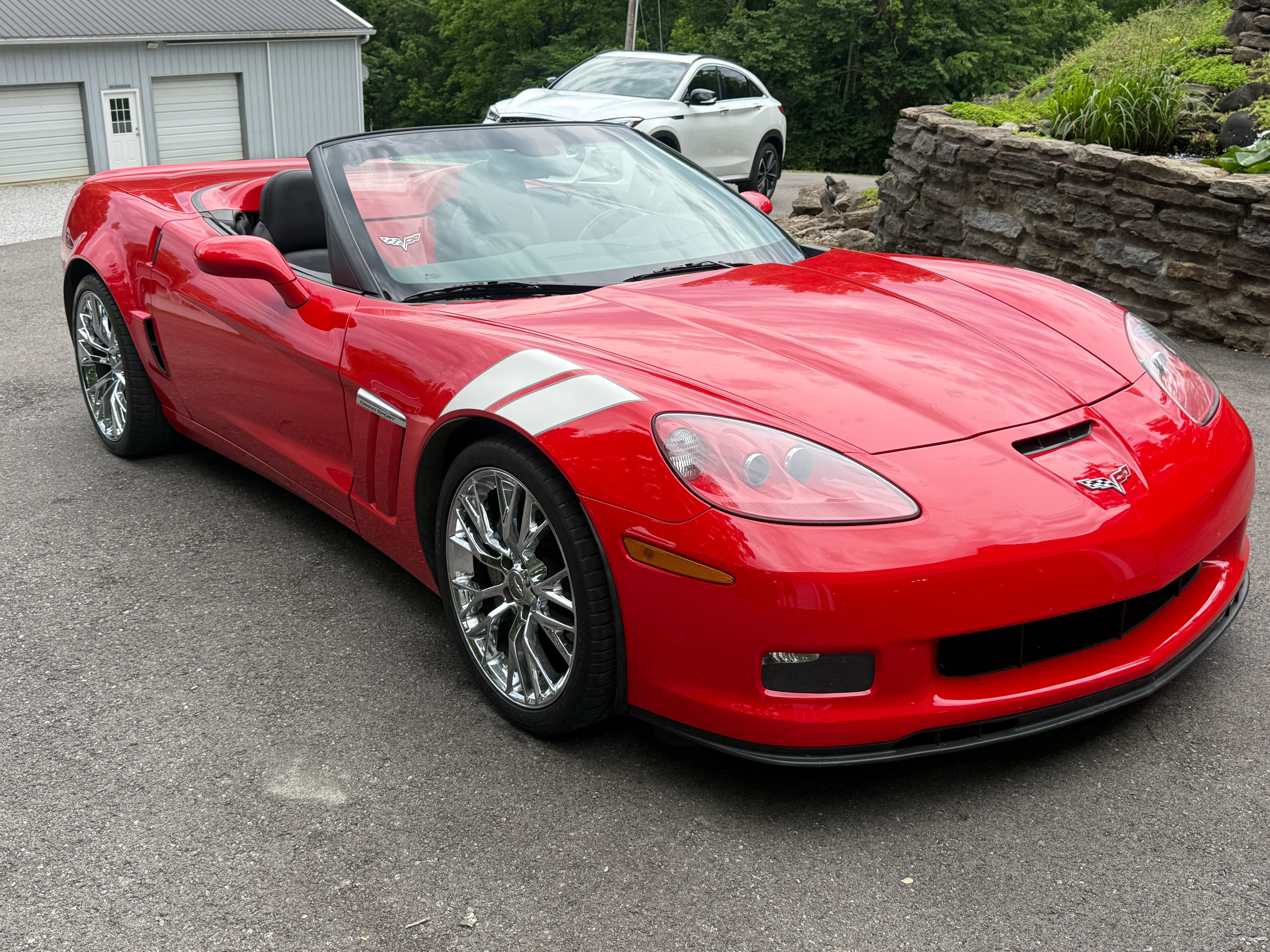 Used 2010 Chevrolet Corvette Grand Sport w/ Preferred Equipment Group RWD image 10