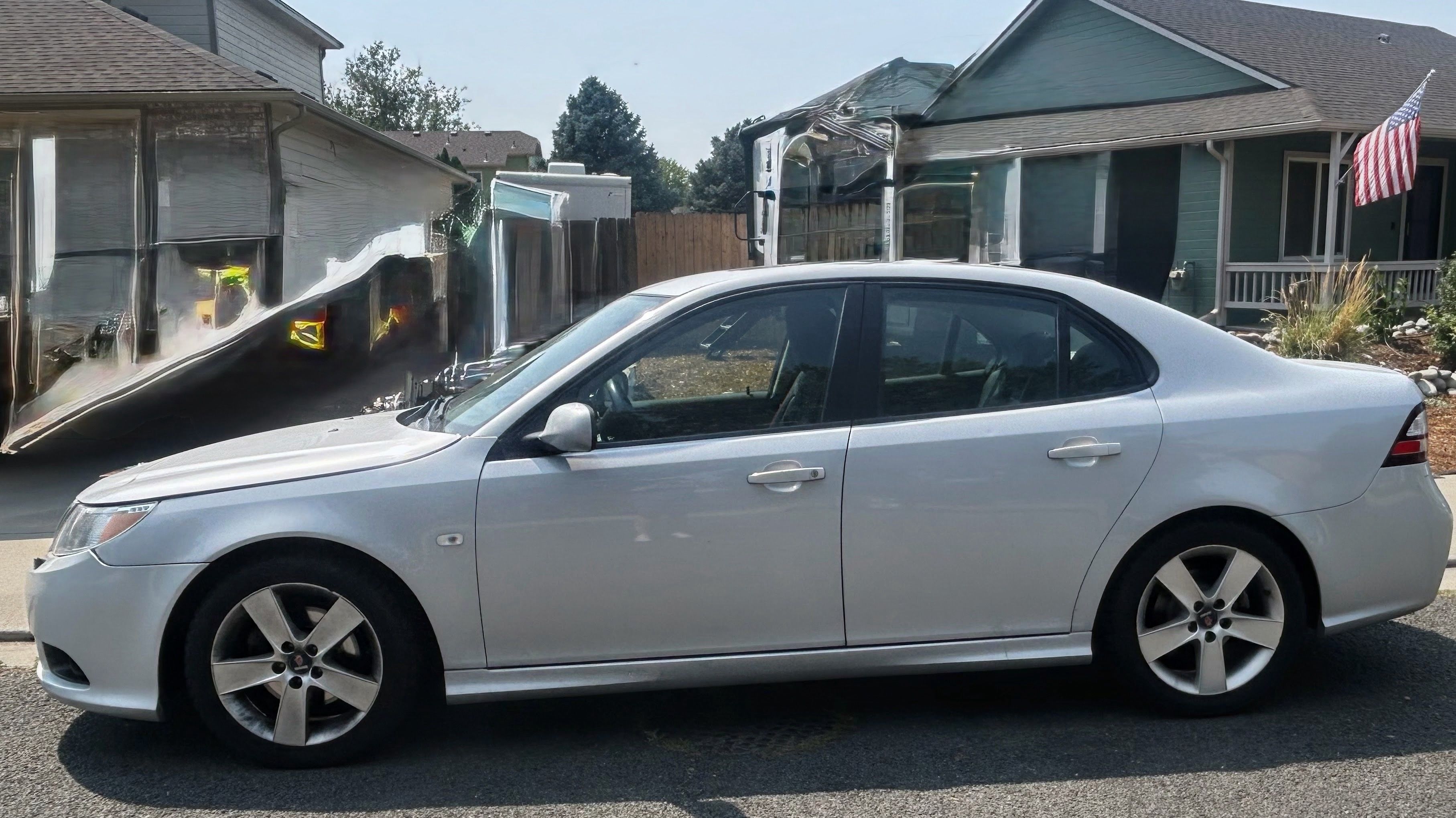 Used 2009 Saab 9-3 2.0T FWD image 1