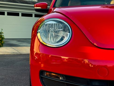 Used 2013 Volkswagen Beetle 2.5 FWD image 26