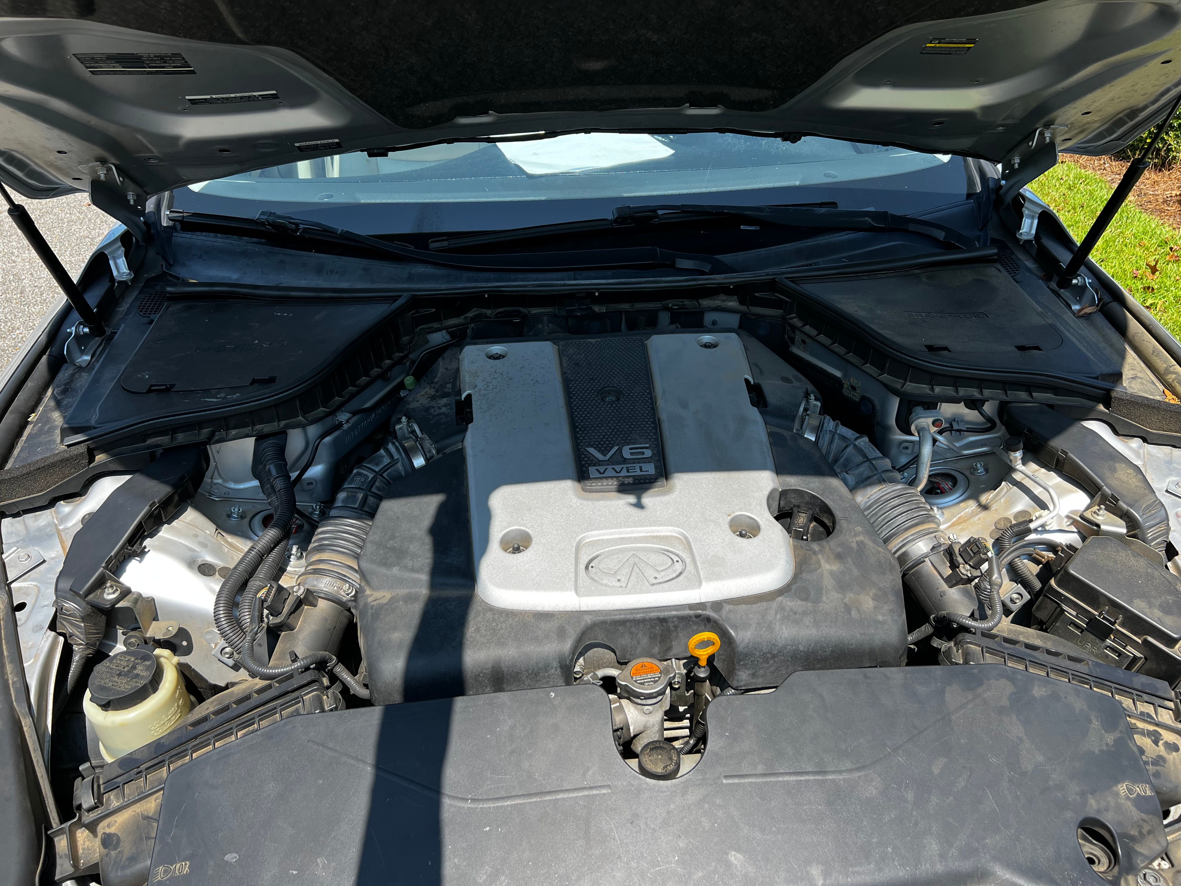 Used 2014 INFINITI Q50 Premium w/ Navigation Package RWD image 16