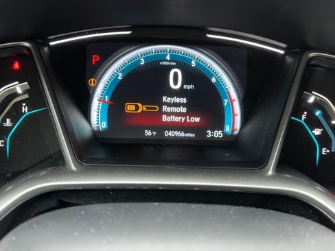 Used 2017 Honda Civic EX image 9