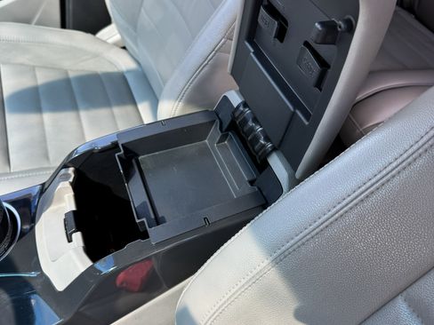 Used 2014 Ford Escape Titanium w/ Equipment Group 401A AWD/4WD image 10