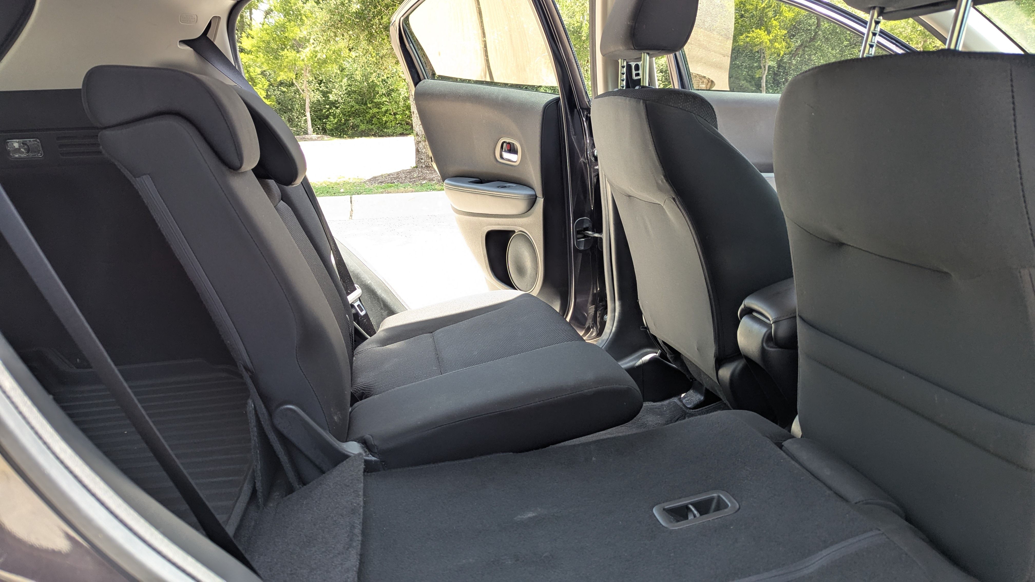 Used 2017 Honda HR-V LX image 16