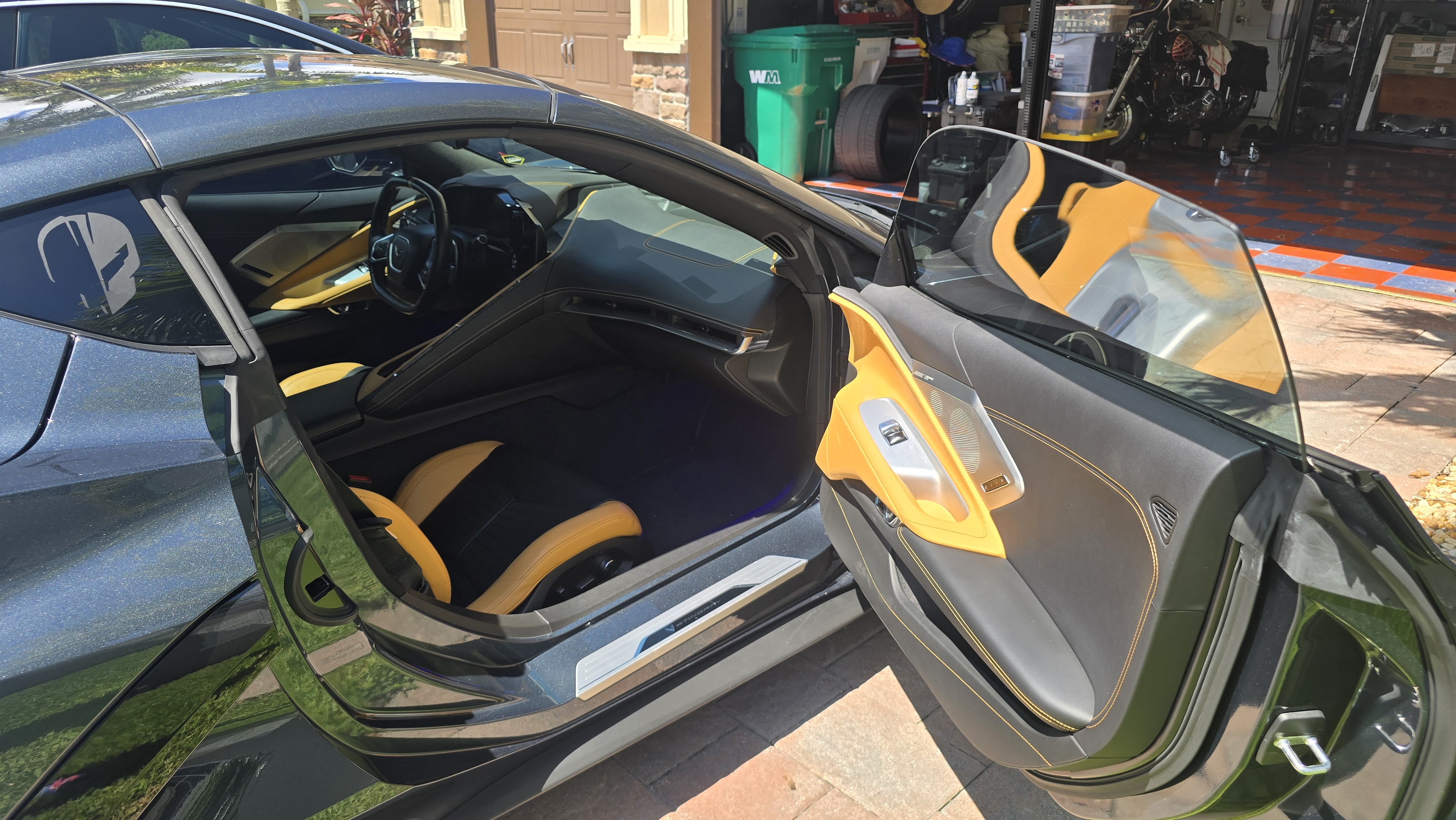 Used 2021 Chevrolet Corvette Stingray Preferred Cpe w/ Z51 Performance Package RWD image 14