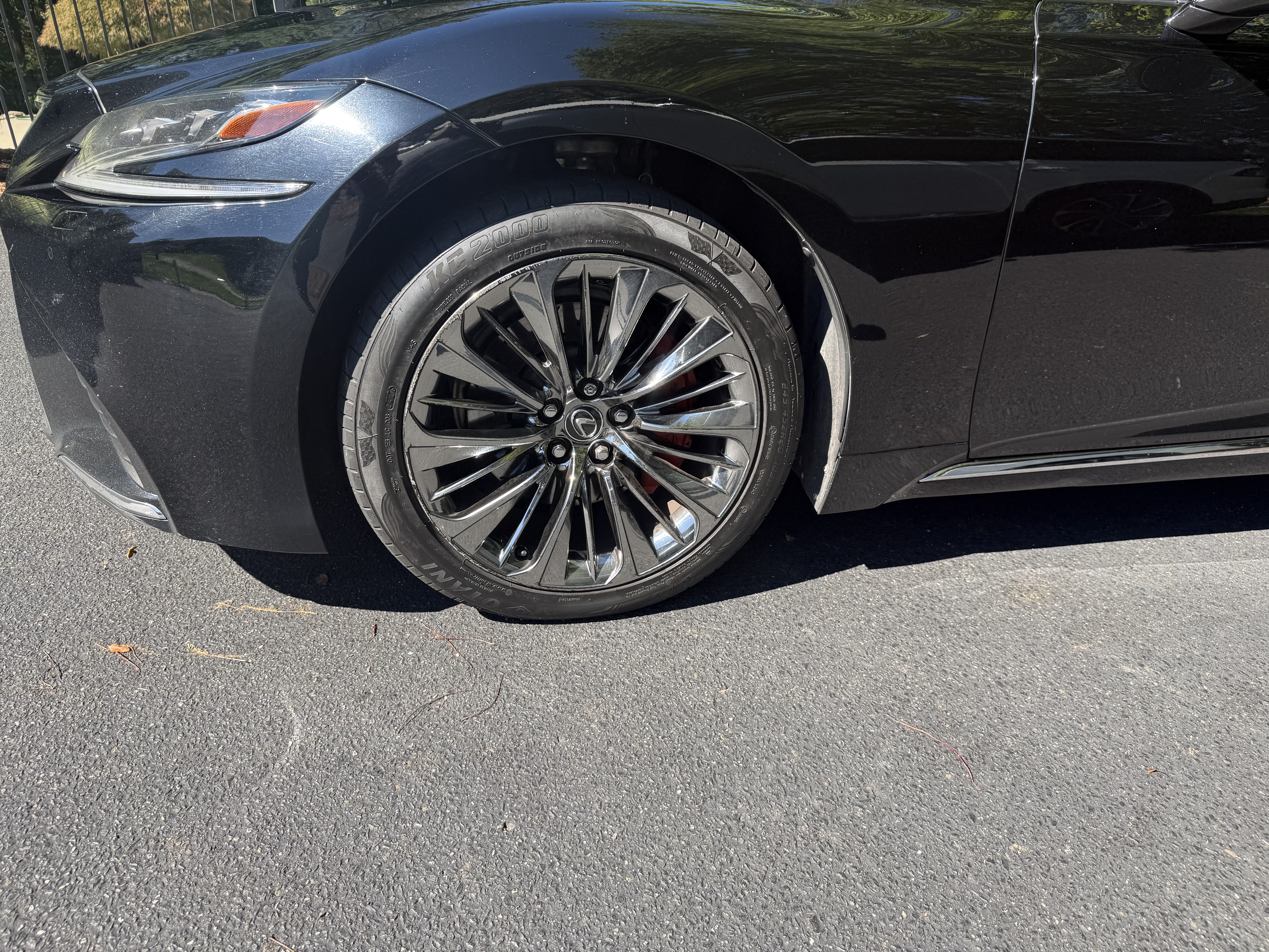 Used 2018 Lexus LS 500 AWD w/ Luxury Package image 5