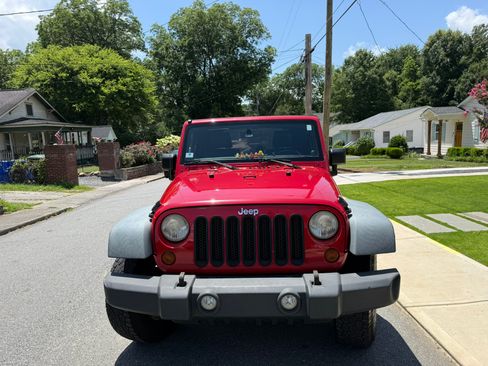 Used 2011 Jeep Wrangler Sport AWD/4WD image 4