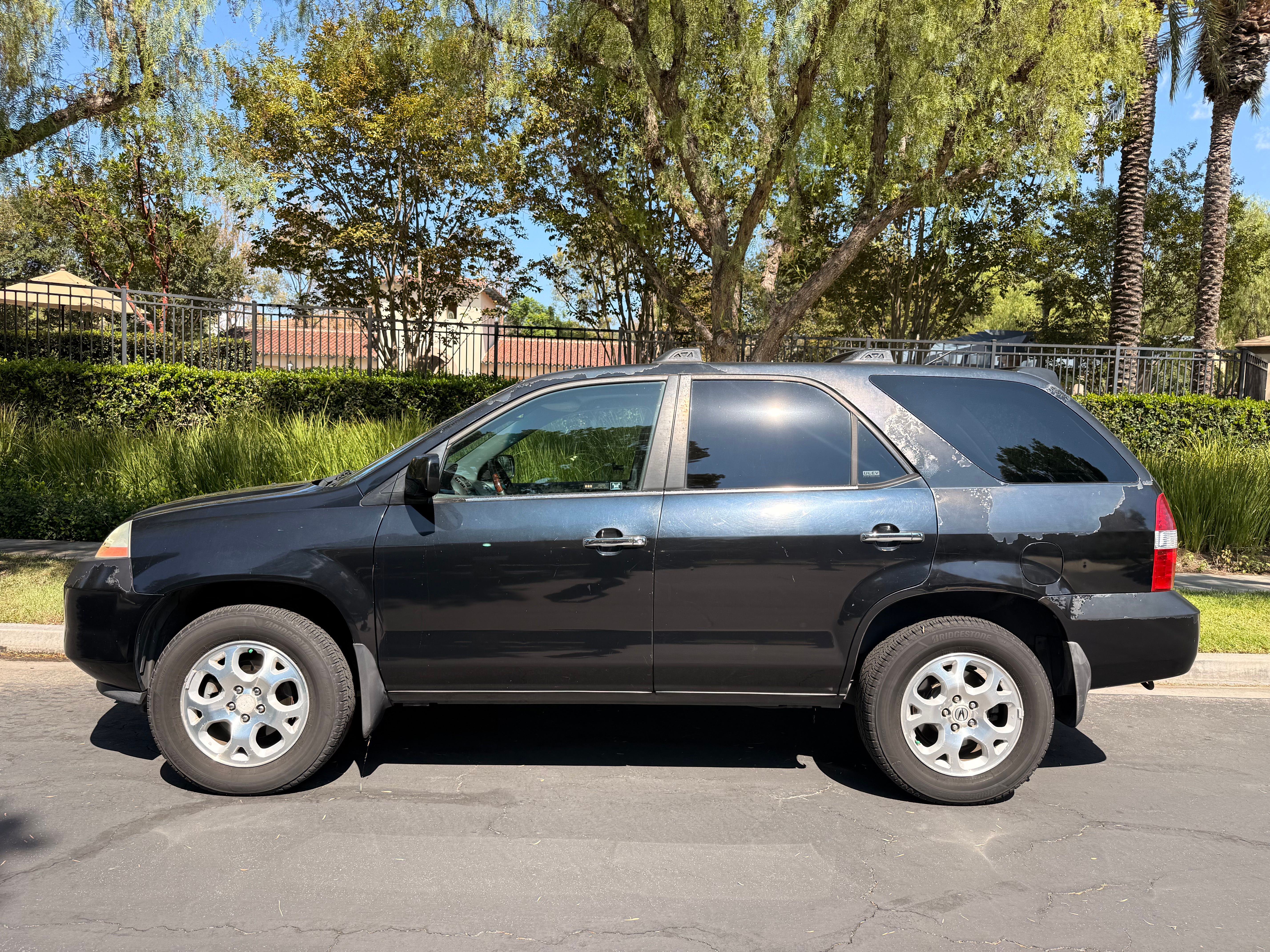Used 2001 Acura MDX Touring AWD/4WD image 2
