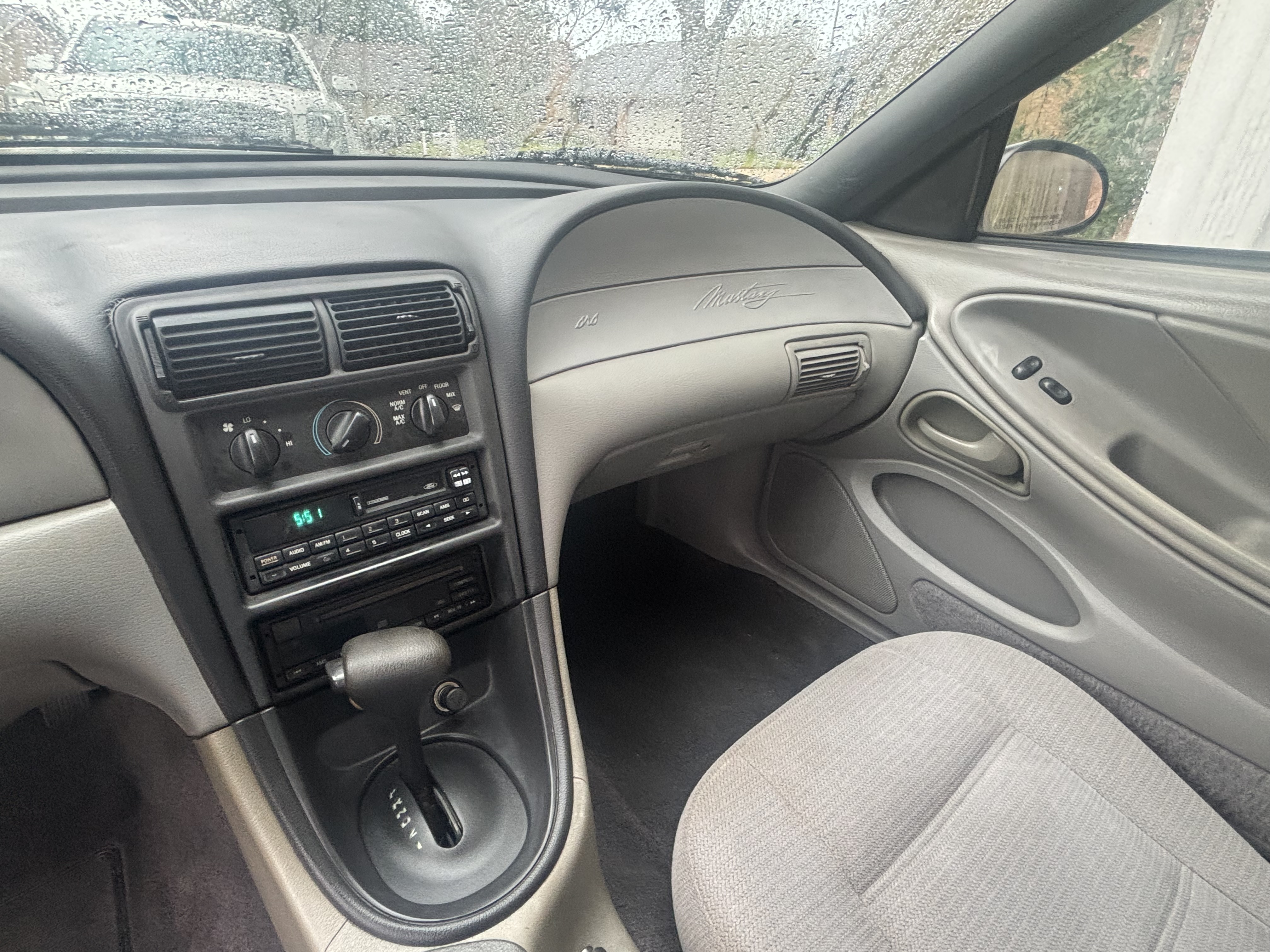 Used 1999 Ford Mustang Coupe RWD image 8