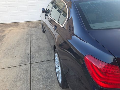 Used 2012 BMW 750Li xDrive AWD/4WD image 26