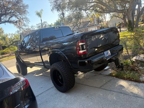 Used 2024 RAM 2500 Limited image 5