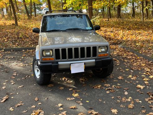 Used 2001 Jeep Cherokee Sport image 5