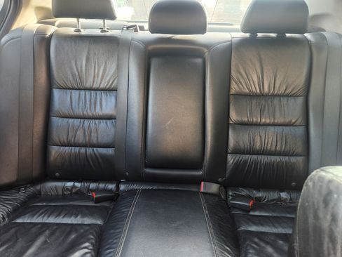 Used 2011 Honda Accord EX-L image 10