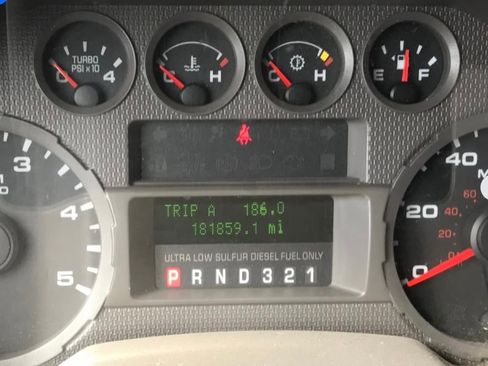 Used 2008 Ford F450 176 W.B. 4D image 5