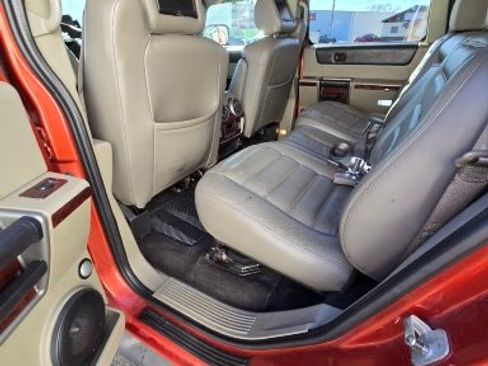 Used 2003 HUMMER H2 w/ Preferred Equipment Group image 13