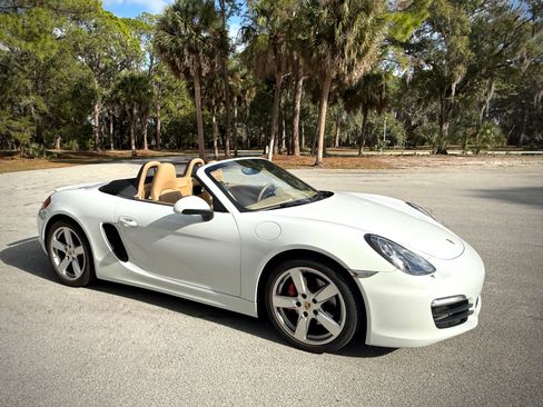Used 2015 Porsche Boxster S image 5