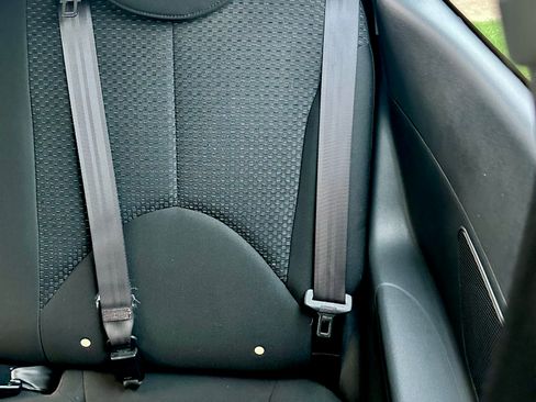 Used 2011 Hyundai Accent GL image 5