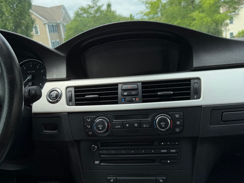 Used 2008 BMW 328i Convertible RWD image 15