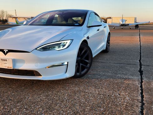 Used 2021 Tesla Model S Long Range image 9