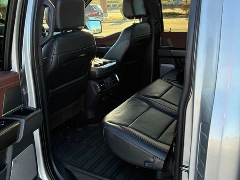 Used 2021 Ford F150 Lariat image 11