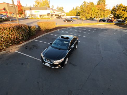 Used 2014 Honda Accord Touring image 15