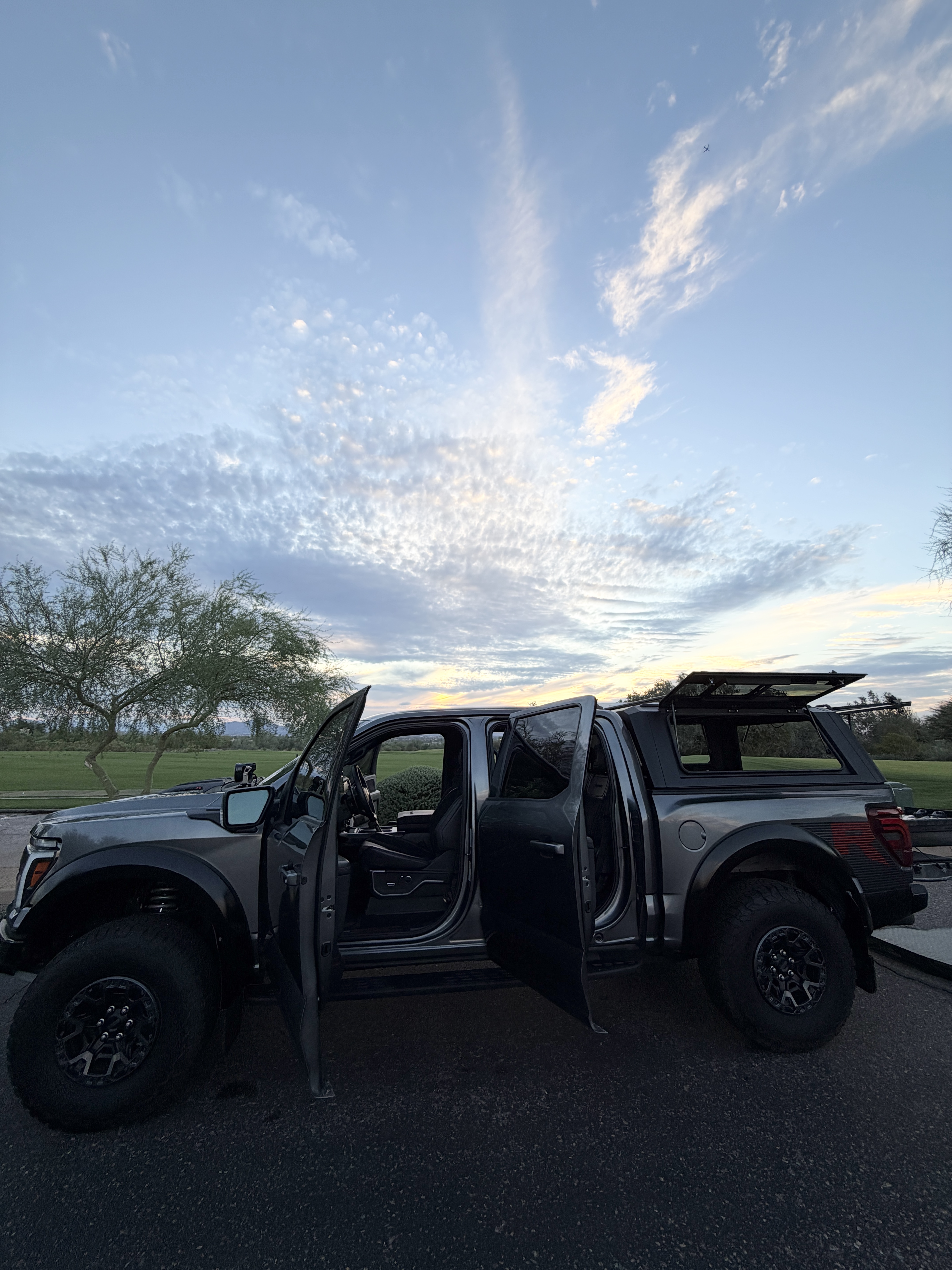 Used 2025 Ford F150 Raptor w/ Equipment Group 803A Raptor R AWD/4WD image 16