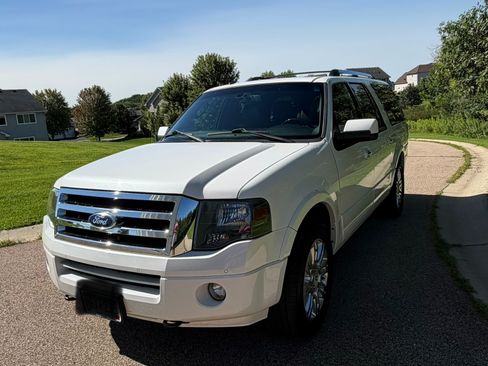 Used 2014 Ford Expedition EL Limited w/ Equipment Group 301A AWD/4WD image 10