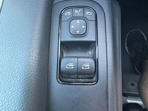 Used 2021 Mercedes-Benz Sprinter 2500 image 20