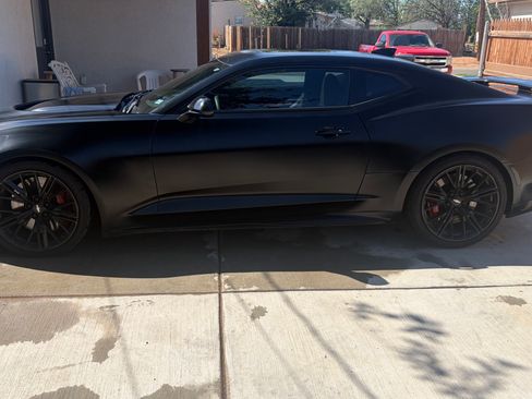 Used 2018 Chevrolet Camaro ZL1 RWD image 5