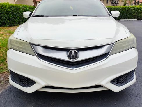 Used 2016 Acura ILX Sedan 4D image 2