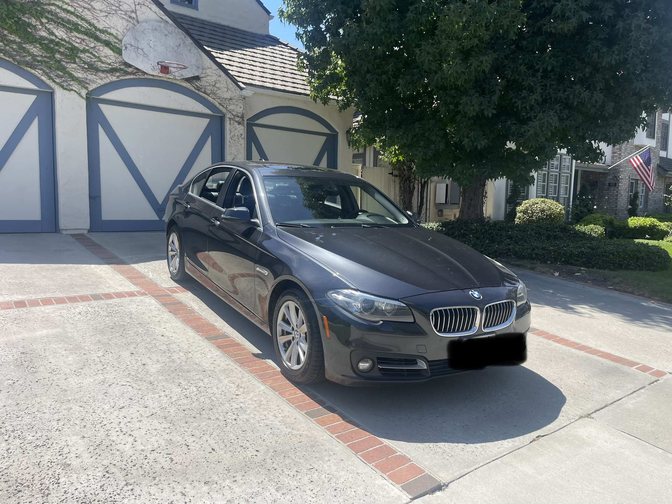 Used 2015 BMW 528i xDrive Sedan AWD/4WD image 1