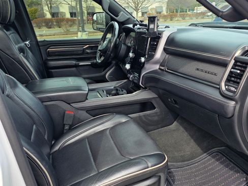 Used 2021 RAM 1500 Limited w/ Night Edition image 19
