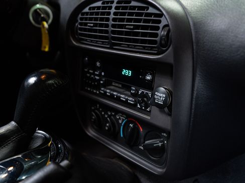 Used 1999 Plymouth Prowler image 24