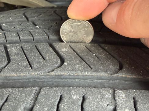 Used 2019 Chevrolet Silverado 1500 High Country w/ Technology Package image 9