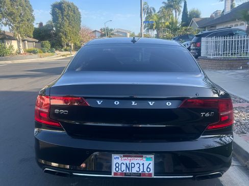 Used 2018 Volvo S90 T6 Momentum w/ Convenience Package AWD/4WD image 13