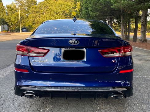 Used 2019 Kia Optima S image 10