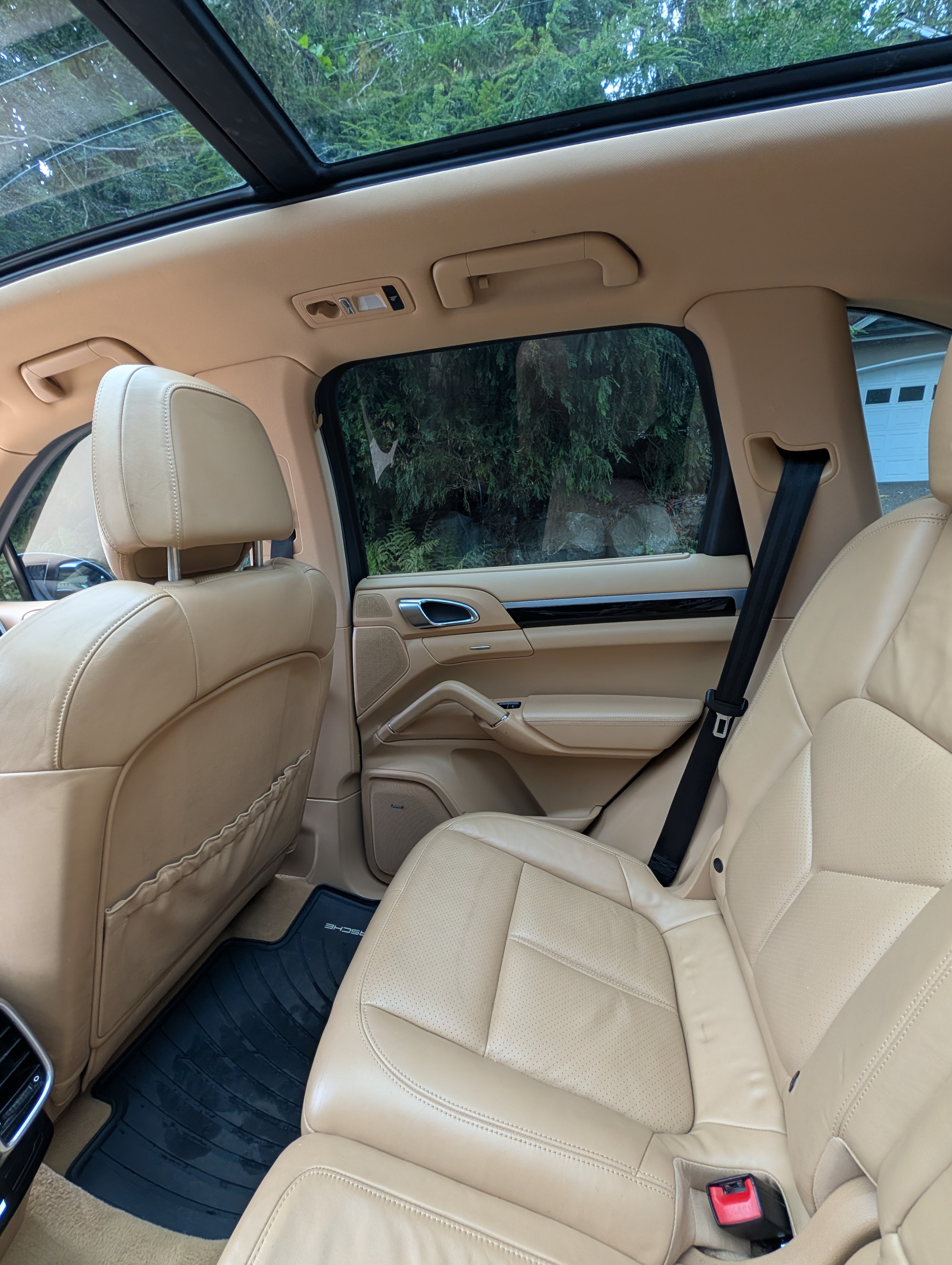 Used 2011 Porsche Cayenne AWD/4WD image 11