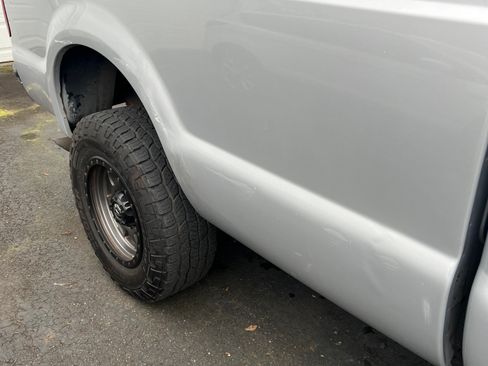 Used 2000 Ford F350 Long Bed image 9