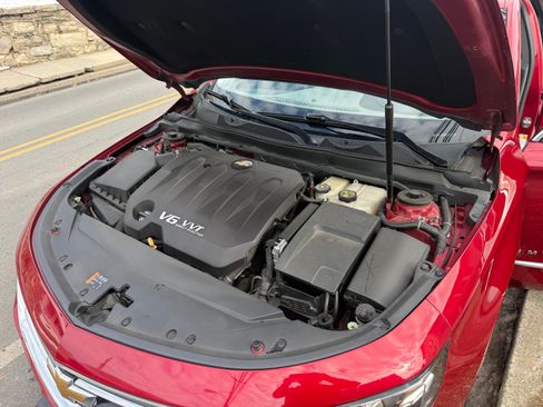 Used 2015 Chevrolet Impala LTZ FWD image 11
