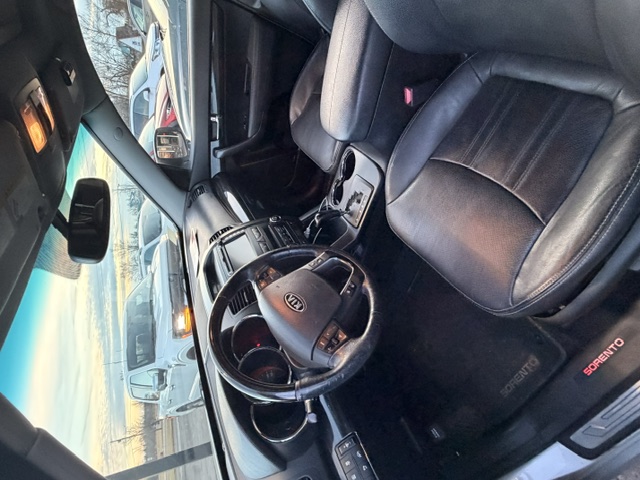 Used 2013 Kia Sorento SX w/ SX Premium Pkg AWD/4WD image 1