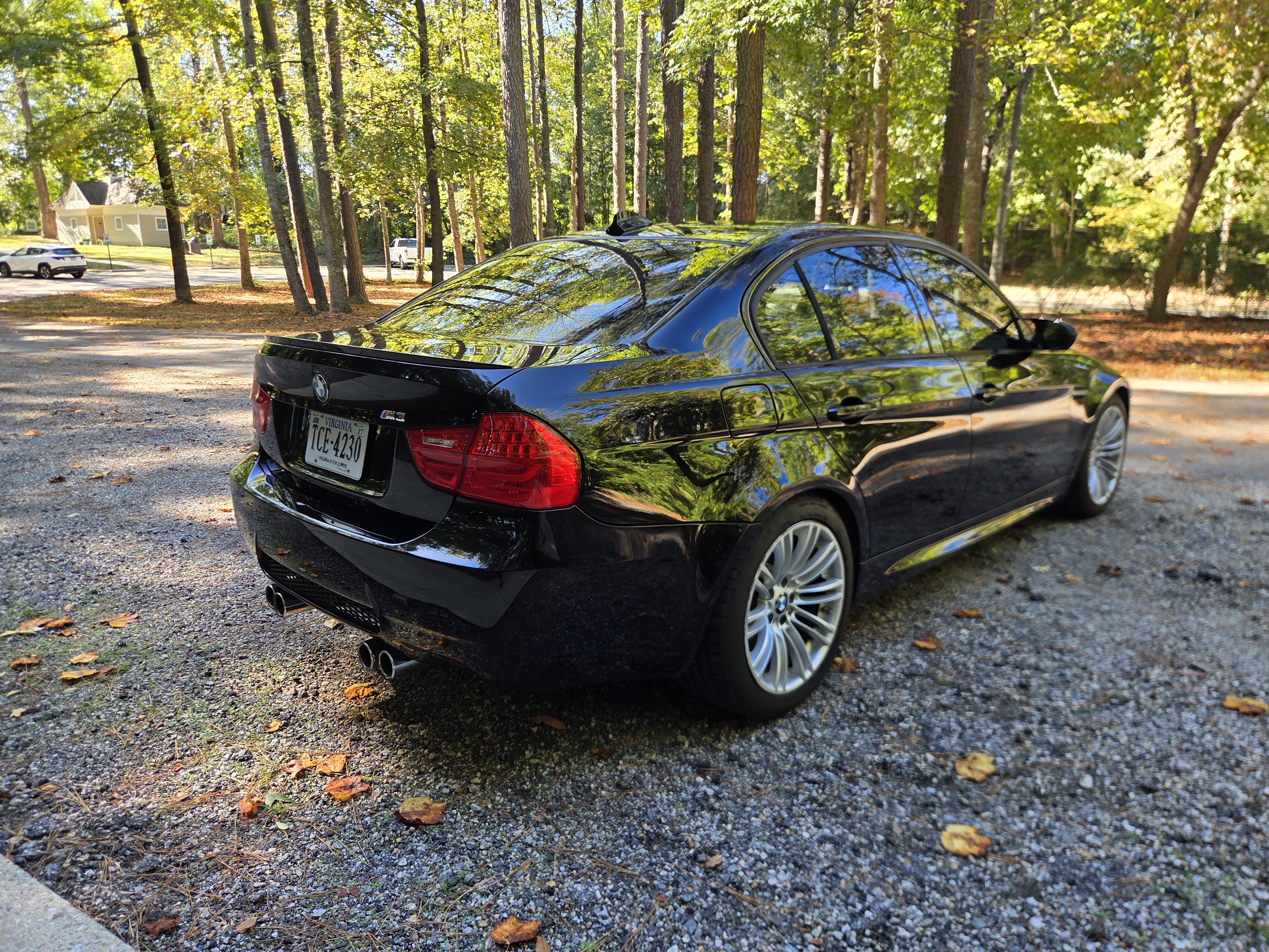 Used 2011 BMW M3 Sedan RWD image 12