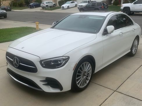 Used 2022 Mercedes-Benz E 350 Sedan image 1