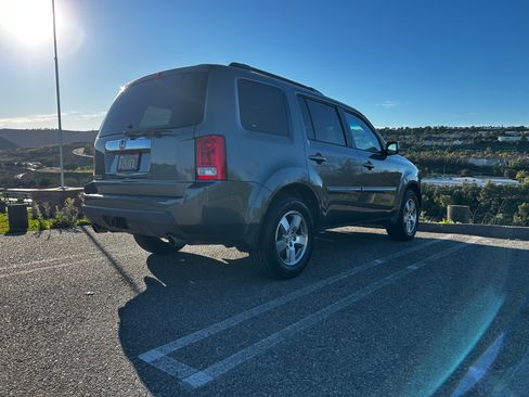 Used 2010 Honda Pilot EX-L image 9