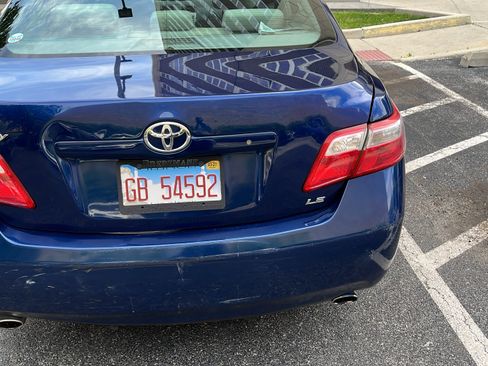 Used 2008 Toyota Camry LE FWD image 2