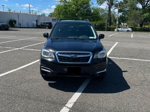 Used 2017 Subaru Forester 2.5i Premium w/ All-Weather Package image 6