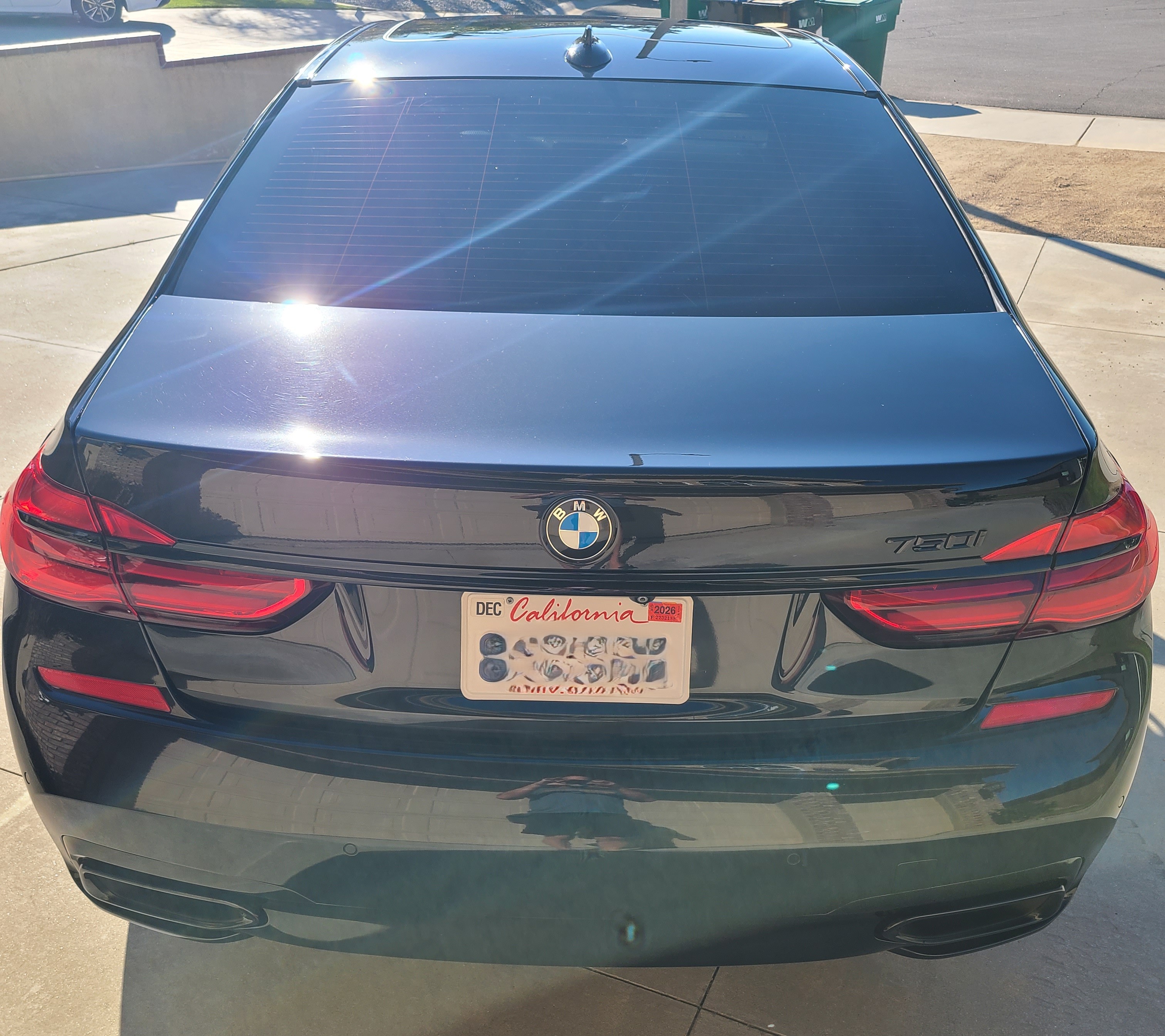 Used 2017 BMW 750i RWD image 9