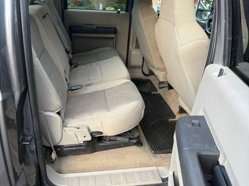 Used 2008 Ford F350 XLT image 9