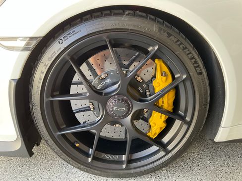 Used 2016 Porsche 911 GT3 image 10