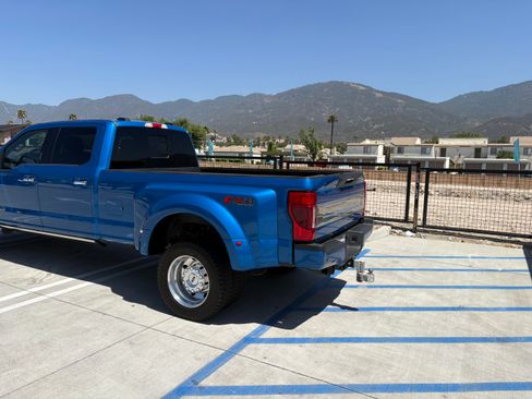 Used 2021 Ford F450 Platinum w/ FX4 Off-Road Package AWD/4WD image 4
